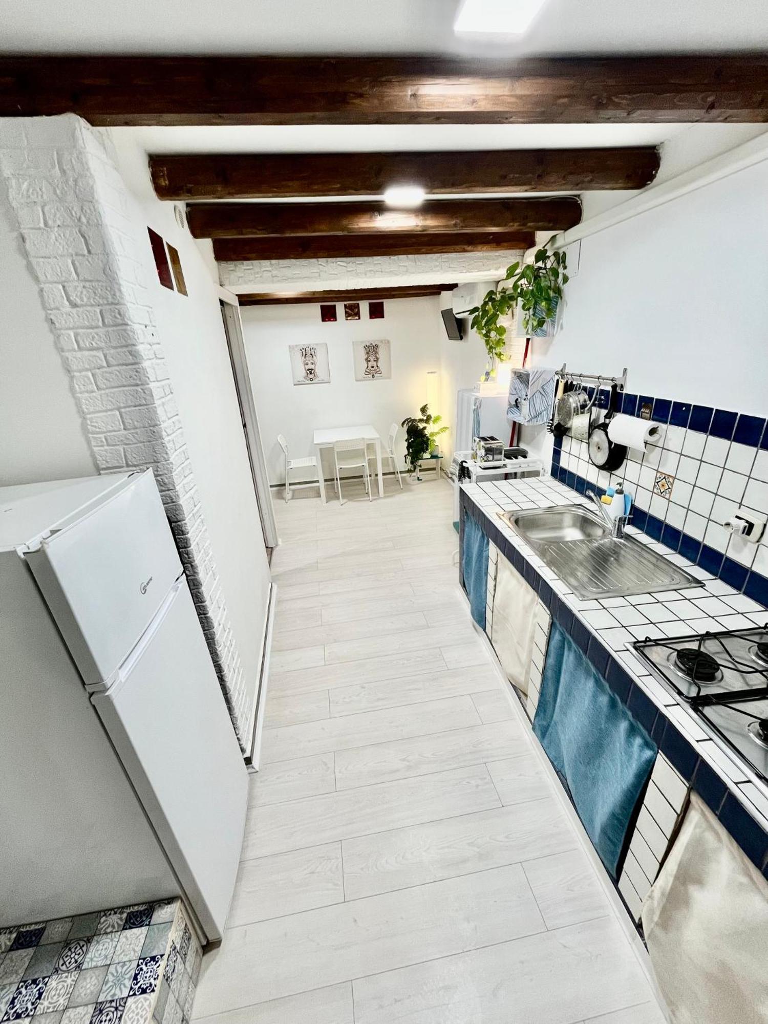 Casa Myrtos Palermo